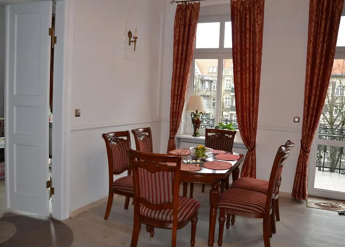 Apartmán Center, Sunny Spacious Luxury! *