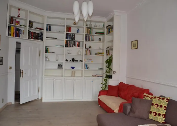 Apartmán Center, Sunny Spacious Luxury!