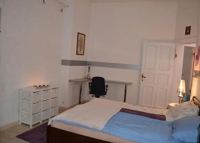 Center, Sunny Spacious Luxury! Apartmán