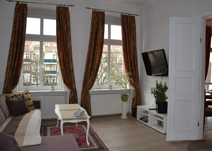 Apartmán Center, Sunny Spacious Luxury!